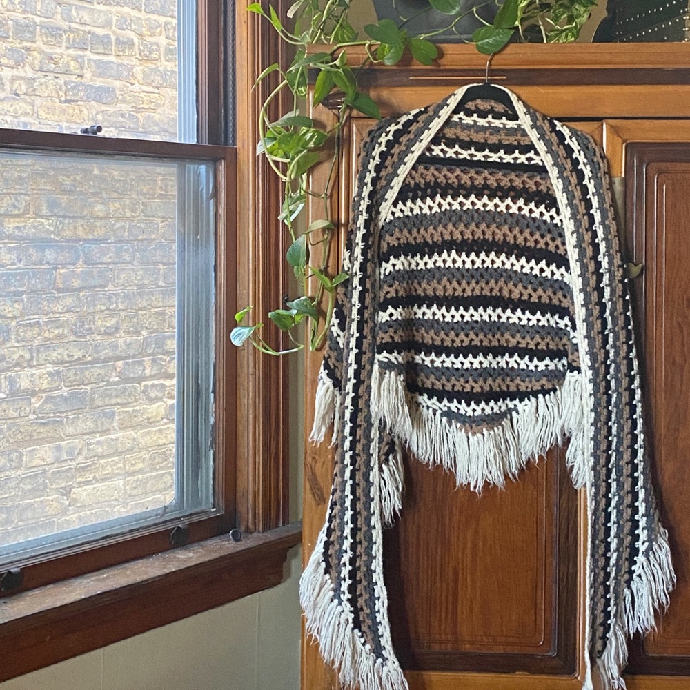 Vintage boho crochet shawl